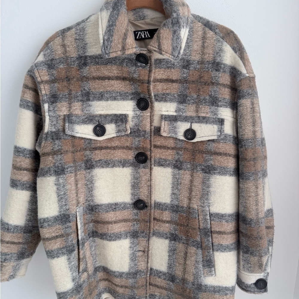Zara Cream and Gray Plaid Jacket with Collared Neckline